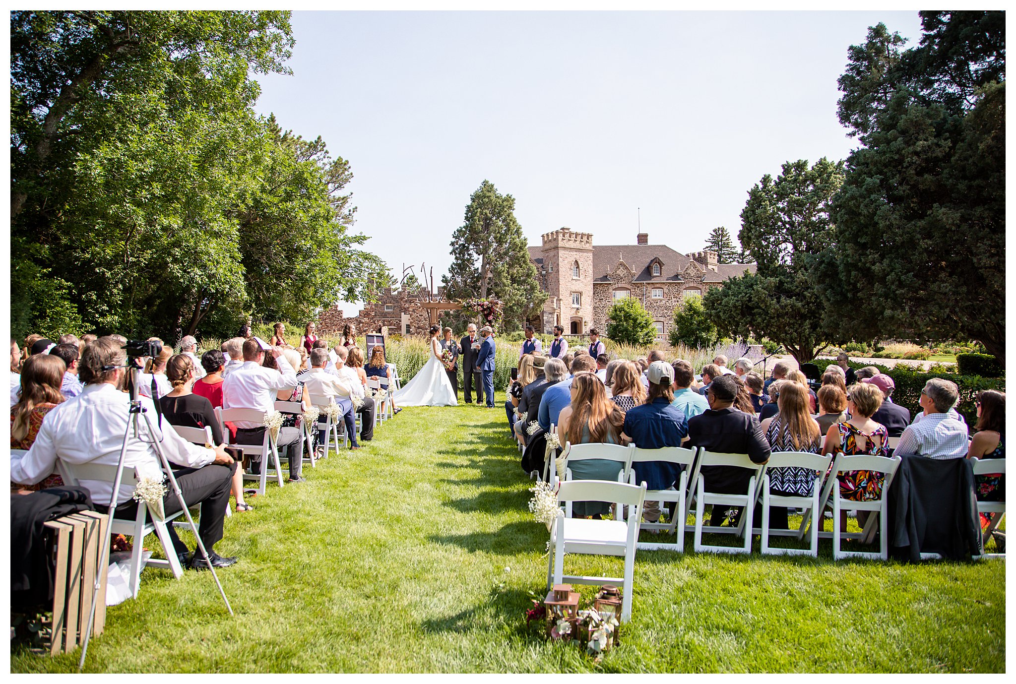 A couple has their mansion wedding ceremony
